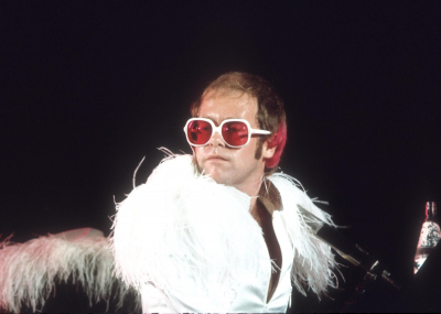 Νέα συλλογή γυαλιών ηλίου προς τιμήν του Elton John